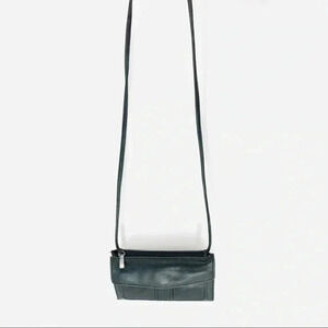 Fossil Crossbody 7.5”x5.5” converts to a clutch